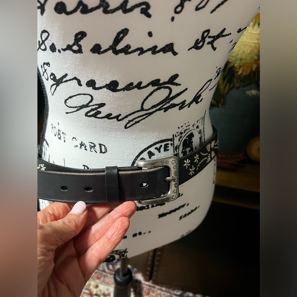 Old Trends Senna Leather Belt, size 38 - Picture 3 of 8